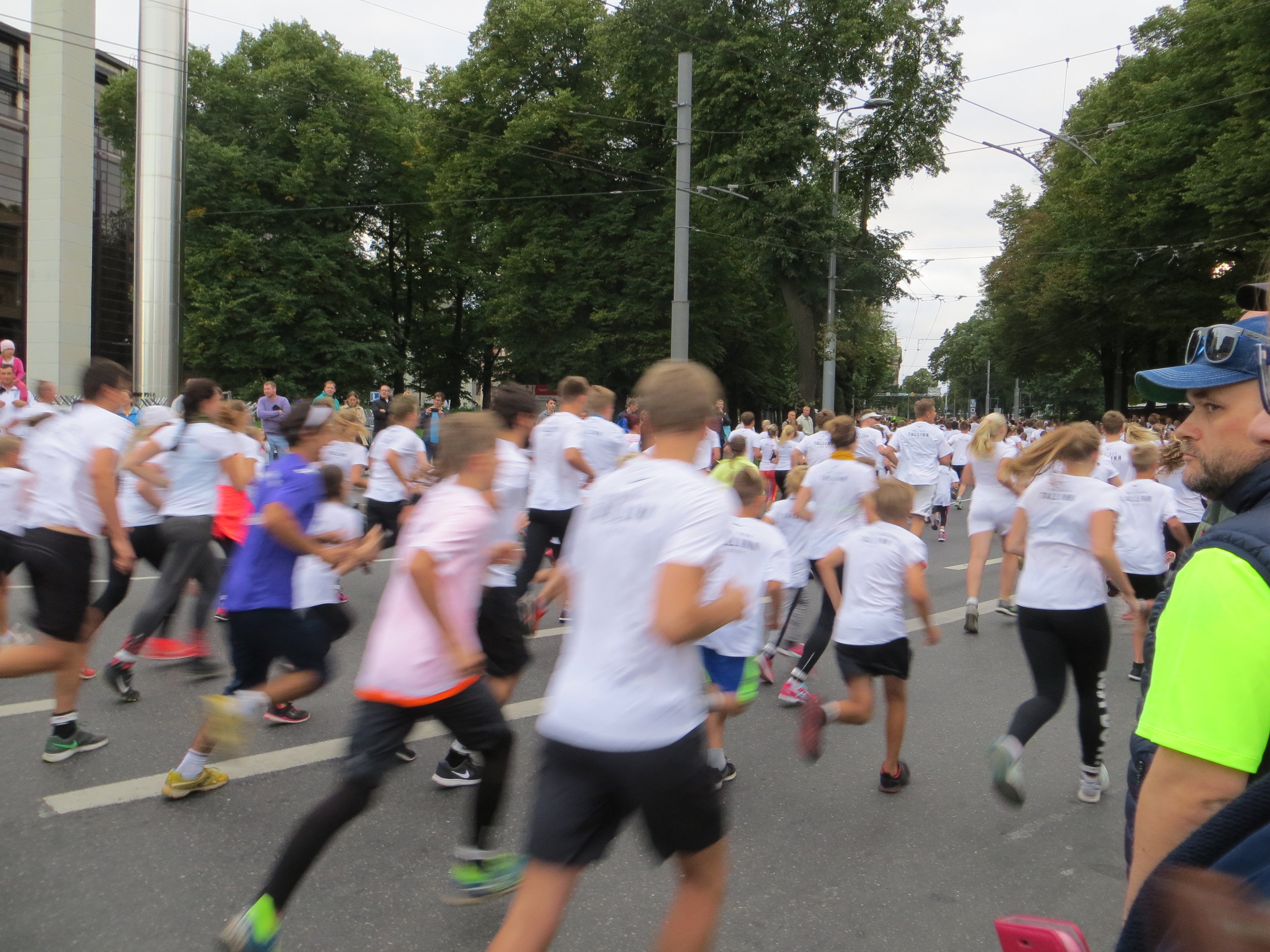 Typisch estnisch? Beim 5-Kilometer-Lauf wird wenig geklatscht und angefeuert. Und dass, obwohl hier vor allem Kinder und Jugendliche mitlaufen.
